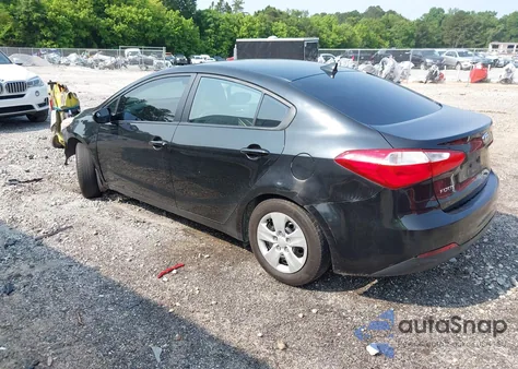 2015 Kia Forte Lx z USA, uszkodzony, nr VIN KNAFK4A65F5320535